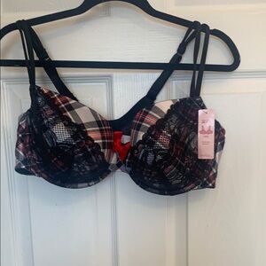 Cacique bra size 42 DD black and red